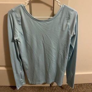 Lululemon long sleeve workout top